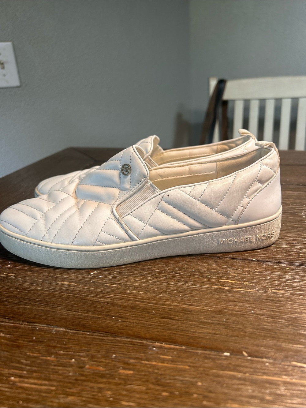 Michael Kors white slip on sneakers size 10 - Picture 4 of 8